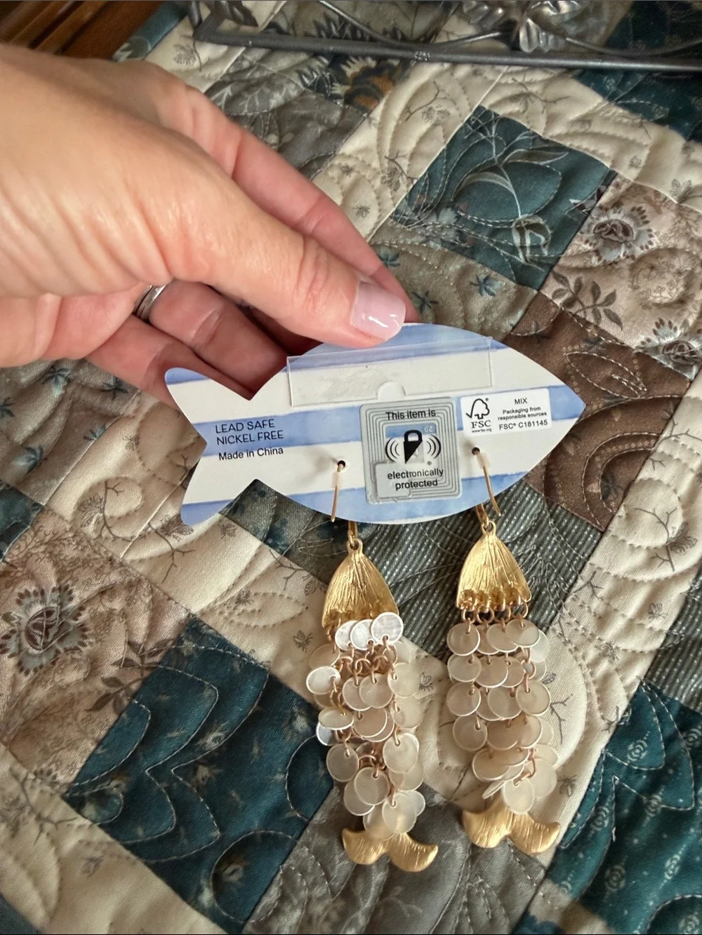 Piper Gold Earrings with White Shell fish design